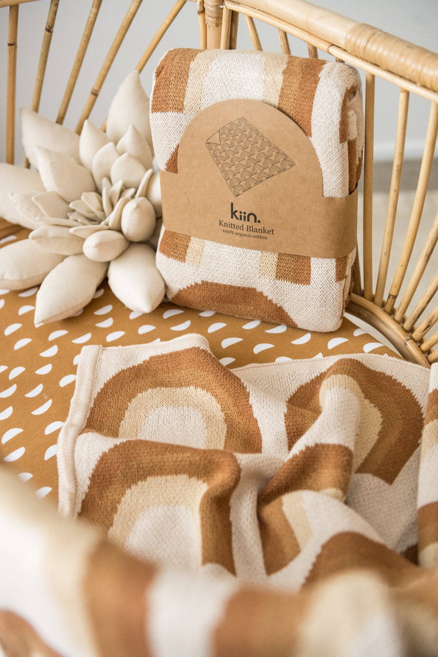 Kiin Organic Cotton Knitted Blanket